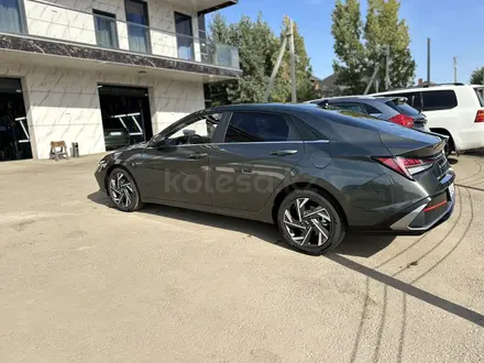 Hyundai Elantra 2024 года за 8 500 000 тг. в Актобе – фото 4