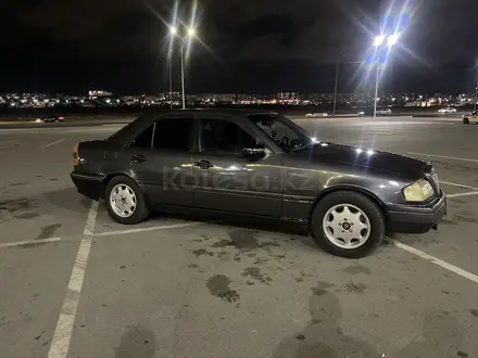 Mercedes-Benz C 180 1996 года за 1 650 000 тг. в Караганда – фото 9