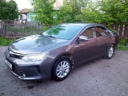 Toyota Camry 2015 года за 11 000 000 тг. в Усть-Каменогорск – фото 2