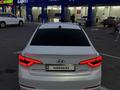 Hyundai Sonata 2015 года за 7 850 000 тг. в Алматы – фото 2