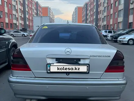 Mercedes-Benz C 230 2000 года за 2 300 000 тг. в Алматы – фото 2