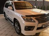 Lexus LX 570 2013 года за 25 500 000 тг. в Алматы – фото 2