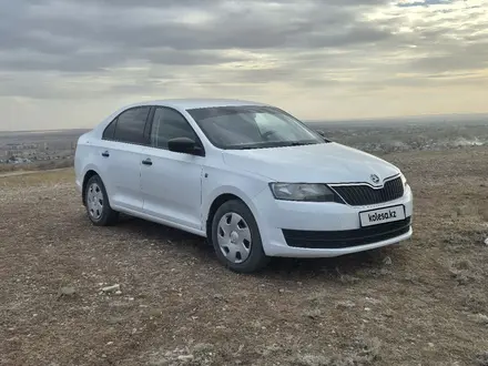 Skoda Rapid 2014 года за 3 800 000 тг. в Актобе – фото 2