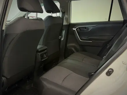Toyota RAV4 Prestige 2021 года за 12 900 000 тг. в Астана – фото 11