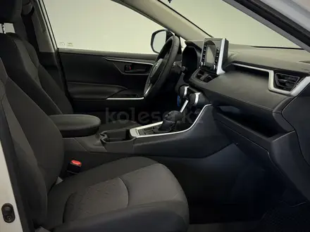 Toyota RAV4 Prestige 2021 года за 12 900 000 тг. в Астана – фото 6