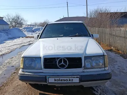 Mercedes-Benz E 260 1992 года за 500 000 тг. в Астана – фото 6