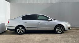 Volkswagen Passat 2007 года за 2 150 000 тг. в Уральск – фото 4