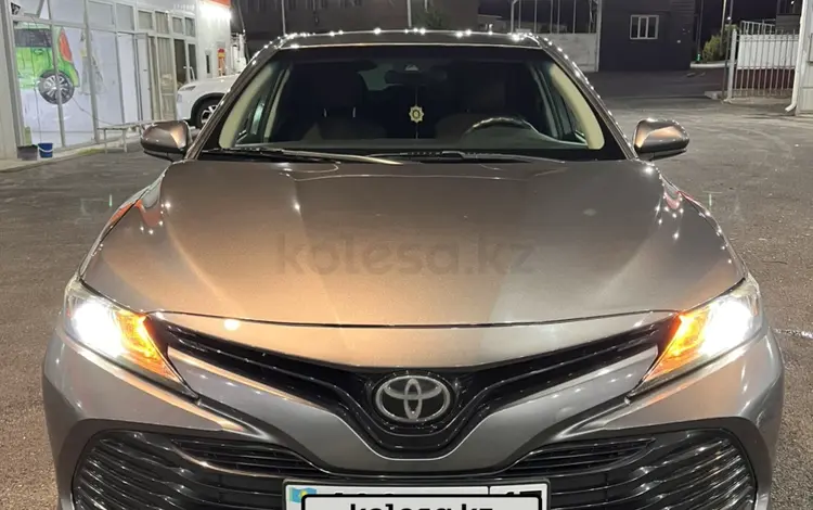 Toyota Camry 2018 годаүшін11 000 000 тг. в Шымкент