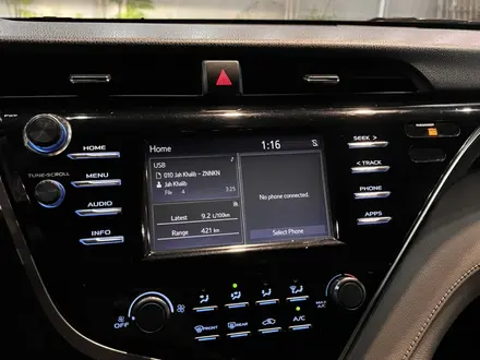 Toyota Camry 2018 года за 11 000 000 тг. в Шымкент – фото 24