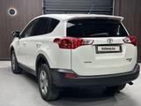 Toyota RAV4 2014 годаүшін8 900 000 тг. в Актобе – фото 4