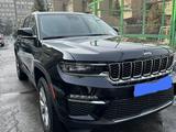 Jeep Grand Cherokee 2022 года за 40 000 000 тг. в Алматы