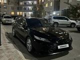 Toyota Camry 2020 года за 18 000 000 тг. в Актау – фото 2