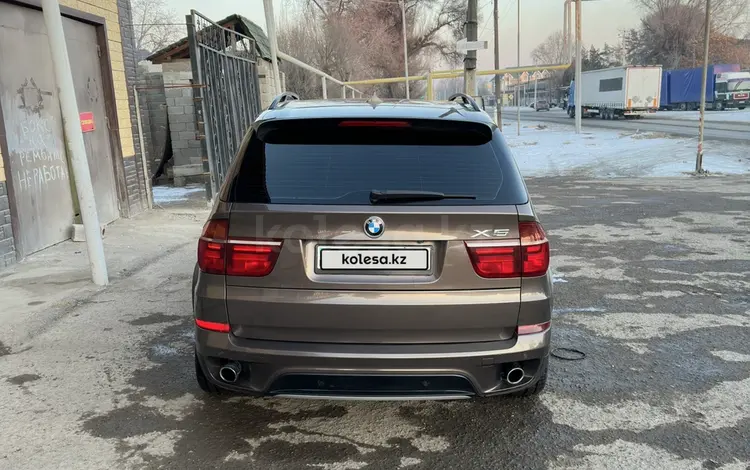 BMW X5 2013 года за 9 000 000 тг. в Алматы