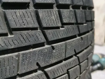 Резина 2-шт 216/60 r17 Yokohama из Японии за 32 000 тг. в Алматы – фото 2