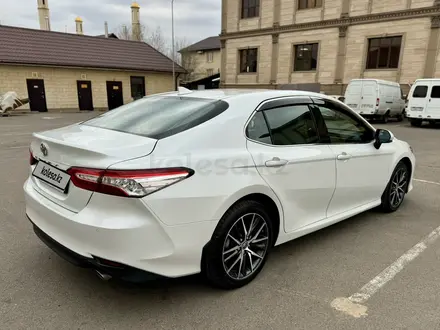 Toyota Camry 2021 года за 16 500 000 тг. в Алматы – фото 6