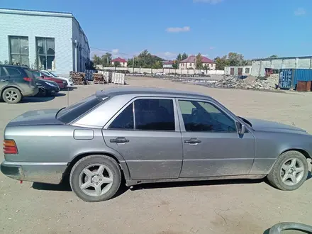 Mercedes-Benz E 230 1990 года за 850 000 тг. в Костанай – фото 5