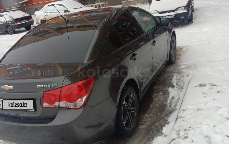 Chevrolet Cruze 2009 года за 2 800 000 тг. в Актобе