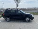 Hyundai Santa Fe 2002 годаүшін2 600 000 тг. в Актау – фото 2