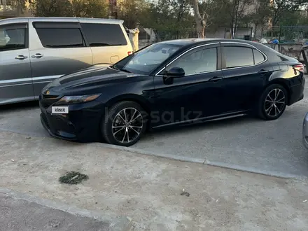 Toyota Camry 2018 года за 8 700 000 тг. в Актау – фото 3