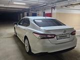 Toyota Camry 2019 года за 13 300 000 тг. в Актау