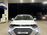 Hyundai Elantra 2018 годаүшін8 200 000 тг. в Усть-Каменогорск – фото 2