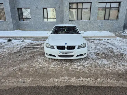 BMW 318 2011 года за 5 500 000 тг. в Астана