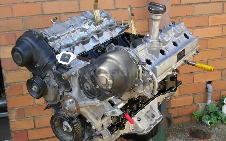 Двигатель Мотор 2UZ за 4 511 тг. в Актау