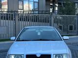 Skoda Octavia 2005 года за 3 000 000 тг. в Актобе – фото 3