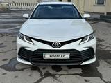 Toyota Camry 2021 года за 13 900 000 тг. в Астана – фото 5