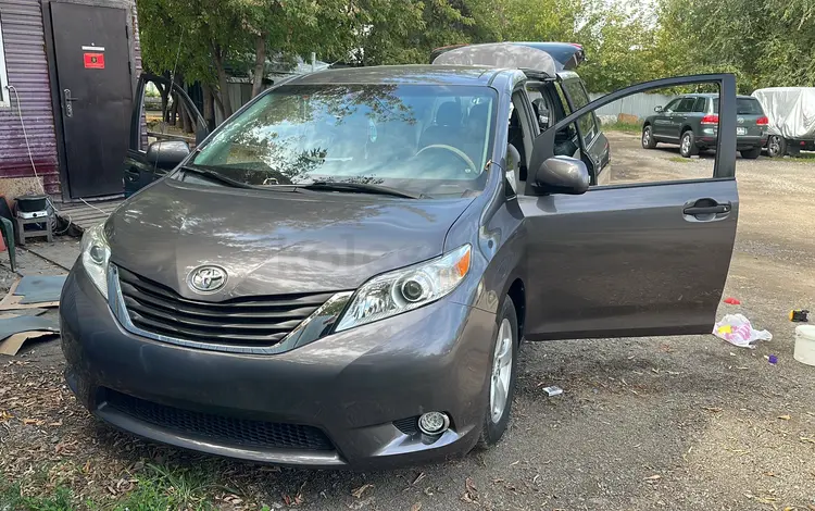 Toyota Sienna 2012 годаүшін6 000 000 тг. в Алматы