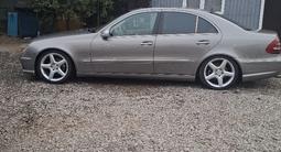 Mercedes-Benz E 55 AMG 2005 годаүшін6 500 000 тг. в Шымкент