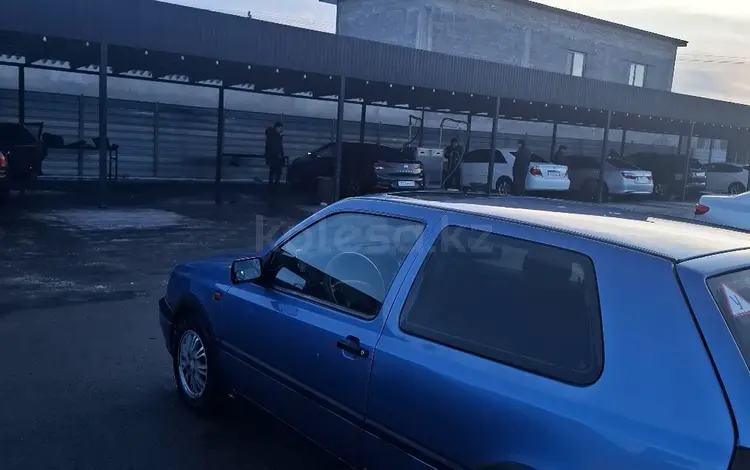 Volkswagen Golf 1992 годаүшін1 100 000 тг. в Караганда