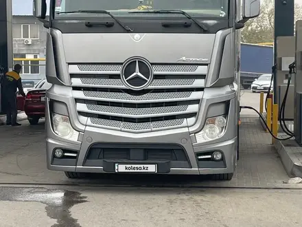 Mercedes-Benz  Actros 2014 года за 36 500 000 тг. в Алматы – фото 2