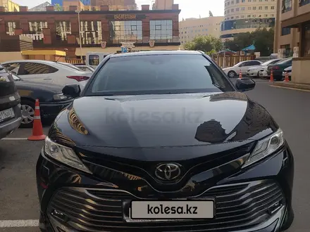 Toyota Camry 2020 года за 16 000 000 тг. в Астана – фото 2