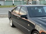Mercedes-Benz E 320 1998 годаүшін2 900 000 тг. в Жетысай – фото 3