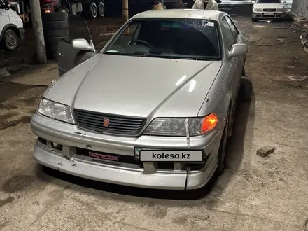 Toyota Mark II 1997 года за 2 500 000 тг. в Алматы – фото 4