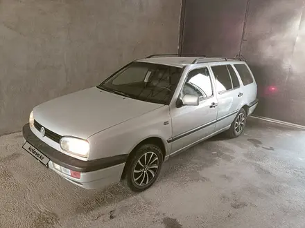 Volkswagen Golf 1999 года за 2 500 000 тг. в Шымкент