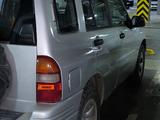 Suzuki Grand Vitara 2001 года за 1 800 000 тг. в Алматы – фото 2