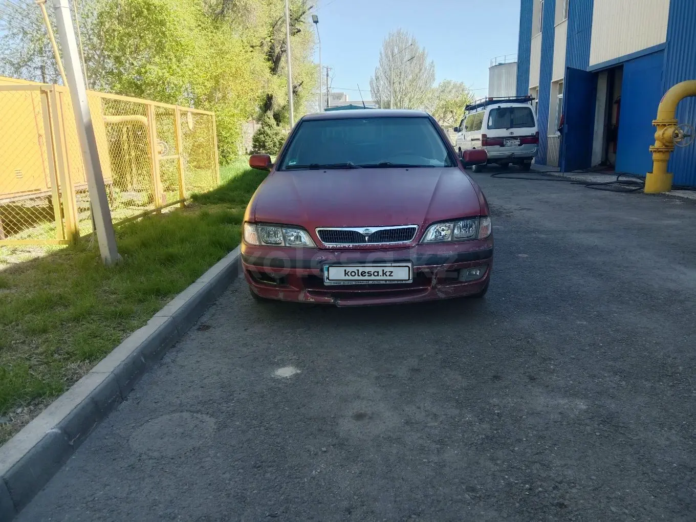 Nissan Primera, 1998