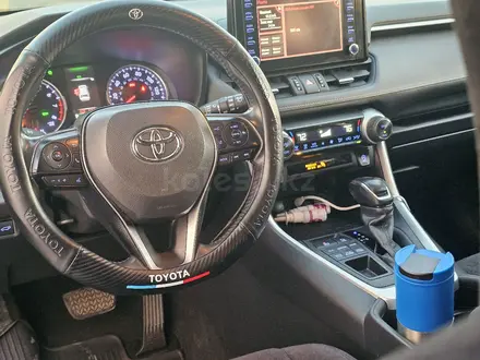 Toyota RAV4 2020 года за 11 800 000 тг. в Актау – фото 7