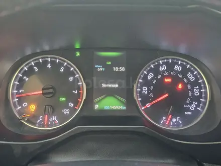 Toyota RAV4 2020 года за 11 800 000 тг. в Актау – фото 8
