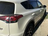 Toyota RAV4 2017 годаүшін13 000 000 тг. в Актобе – фото 5