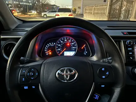 Toyota RAV4 2015 года за 7 500 000 тг. в Жанаозен – фото 12