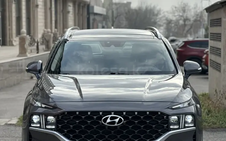 Hyundai Santa Fe 2022 года за 23 490 000 тг. в Шымкент