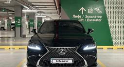 Lexus ES 250 2019 года за 22 500 000 тг. в Астана – фото 2