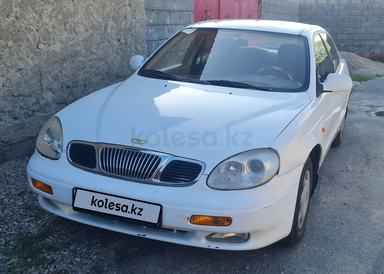 Daewoo Leganza, 2001
