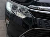 Toyota Camry 2016 года за 7 700 000 тг. в Атырау – фото 4