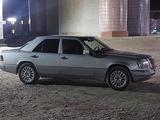 Mercedes-Benz E 280 1994 года за 2 643 301 тг. в Айтеке би – фото 2