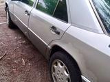 Mercedes-Benz E 230 1993 годаүшін1 250 000 тг. в Алматы – фото 2