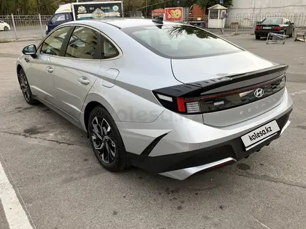 Hyundai Sonata 2024 года за 15 100 000 тг. в Алматы – фото 3